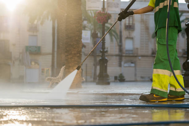 Best Deck Cleaning Services  in Galveston, TX